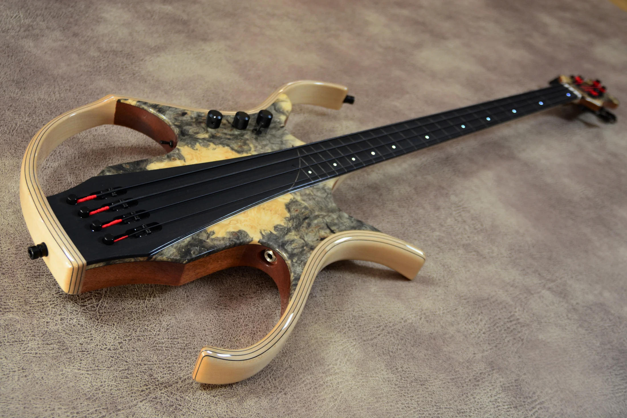 1 stega fretless